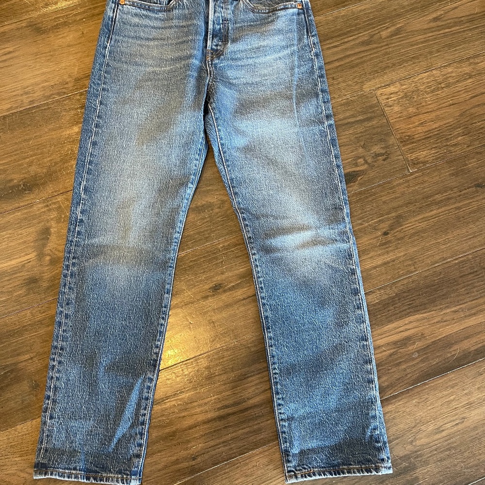 Levi's Premium High Rise Wedgie Straight Jean, 27x28, New